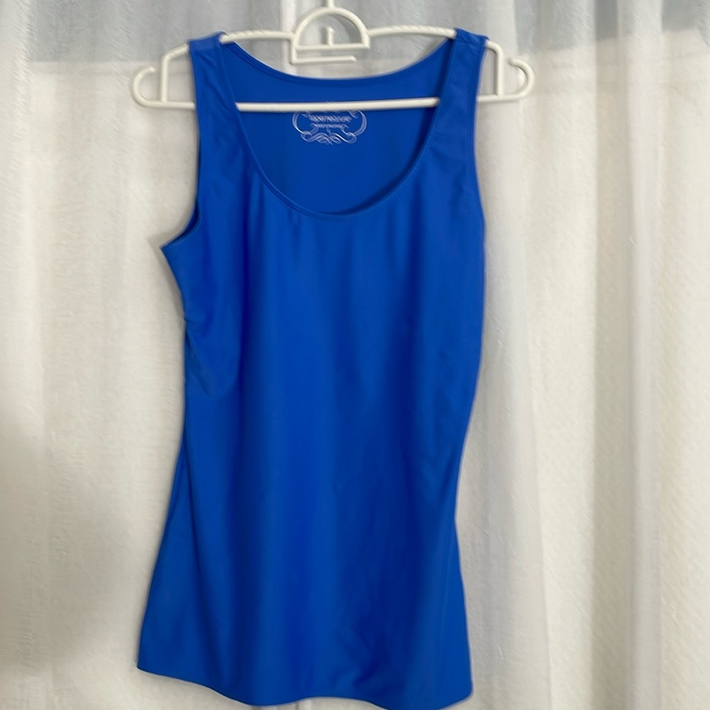 Tape measure blue tank top size Large